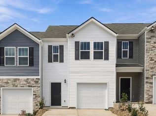 818 Embark Cir, Greer, SC 29651