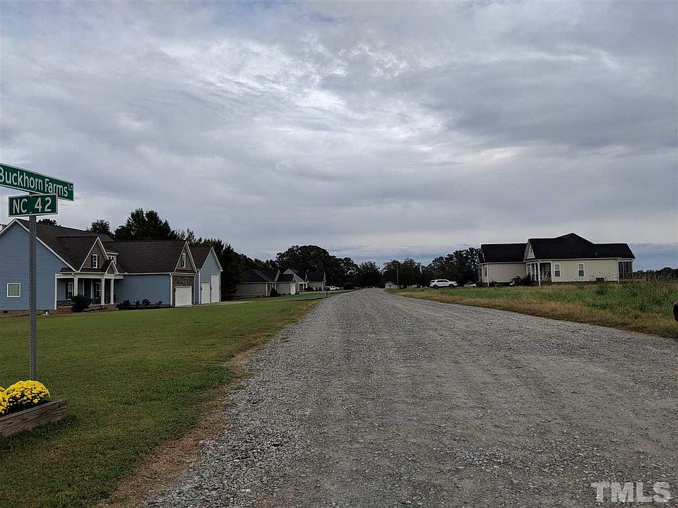 1st image of 96 Buckhorn Farms Ln
