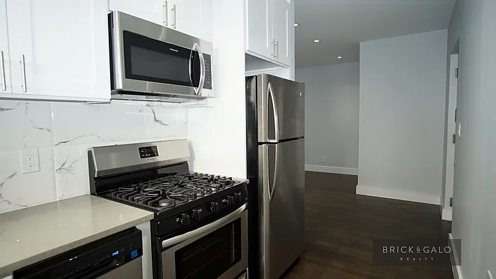 Rented by BRICK & GALO REALTY CORP | media 14