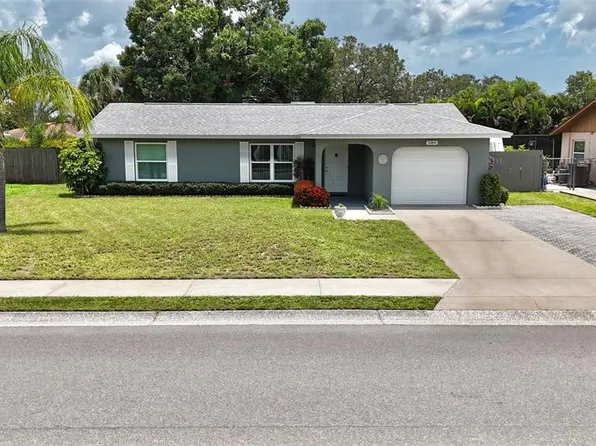 5364 Winewood Dr, Sarasota, FL 34232