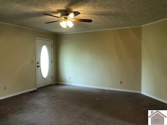 4th image of 804 Grapevine Dr