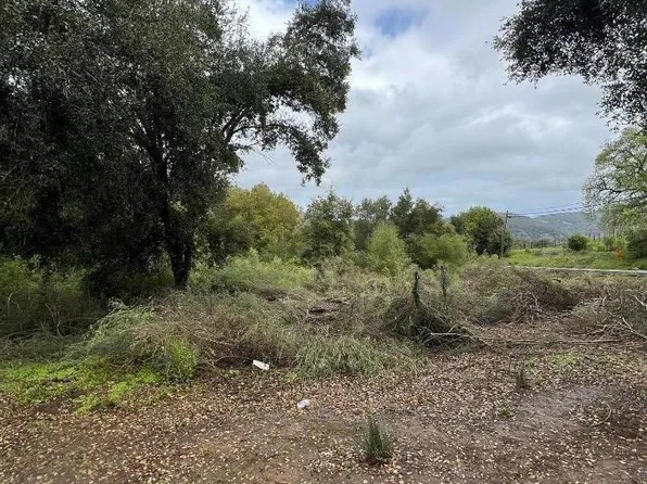 18445 Black Rd, Los Gatos, CA 95033