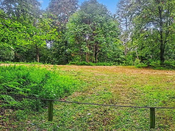 2nd image of 0 Hunter Ridge Rd