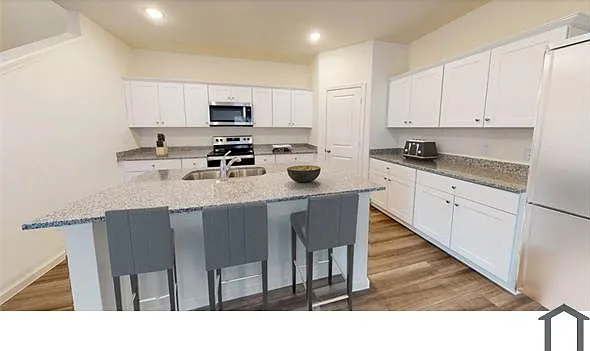 2015 Hancock Cir — Photo 1