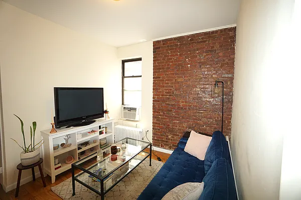 Rented by Best Apartments North Inc | media 14