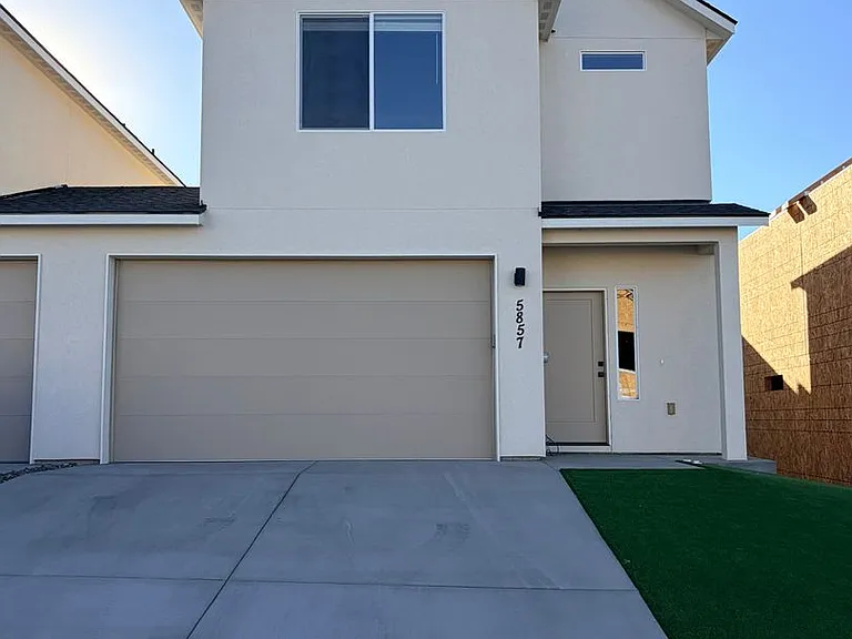 5857 W 40th Ct — Photo 22