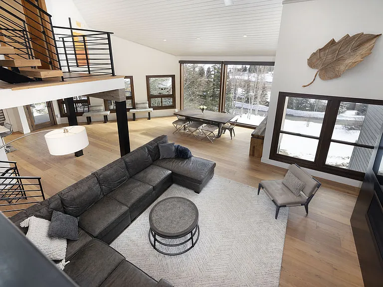 3245 Katsos Ranch Rd — Photo 4