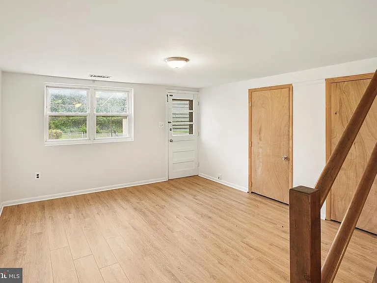 926 Regina Dr — Photo 21