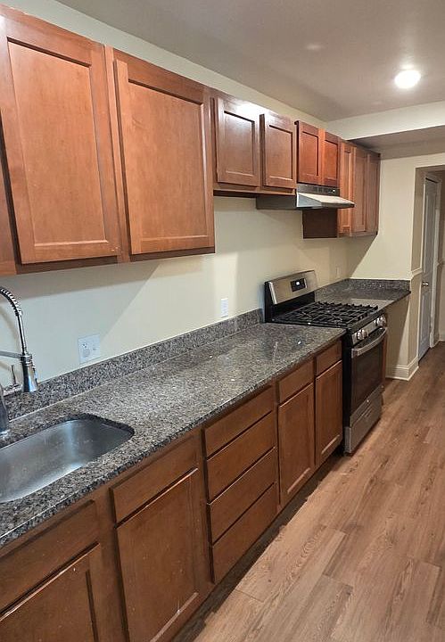 1st image of 5201 Sheriff Rd NE APT 304