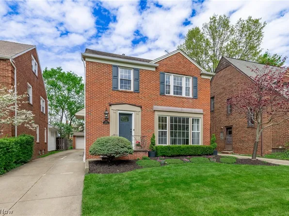 3797 Bushnell Rd, University Heights, OH 44118