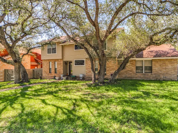 4518 Meredith Woods St, San Antonio, TX 78249