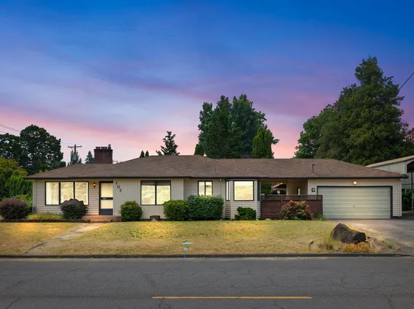 107 NW 10th Ave, Canby, OR 97013