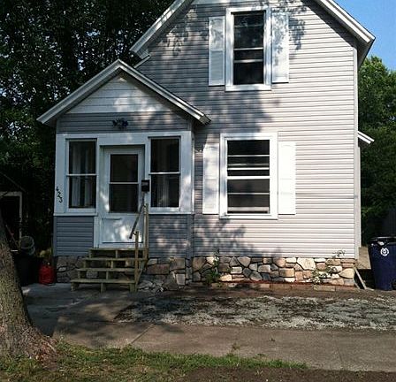 2nd image of 423 College Ave