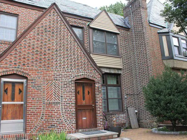 8909 74th Ave, Ridgewood, NY 11385