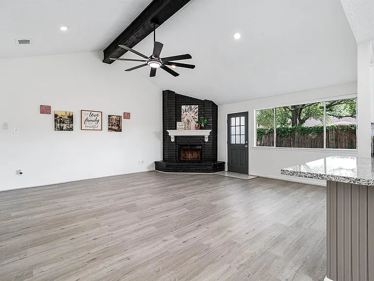 13407 Wells River Dr — Photo 8