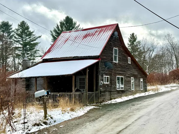 25 Maillet Road, Lunenburg, VT 05906