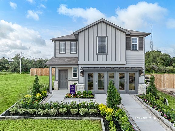 2nd image of 431 Century Farm Dr