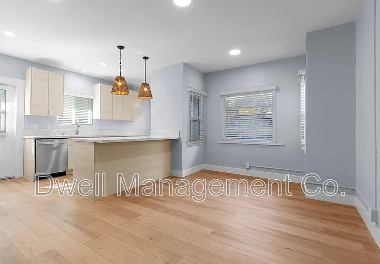 8073 Lemon Ave — Photo 9