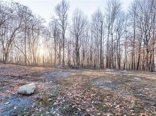 4835 Shimerville Rd, Emmaus, PA 18049