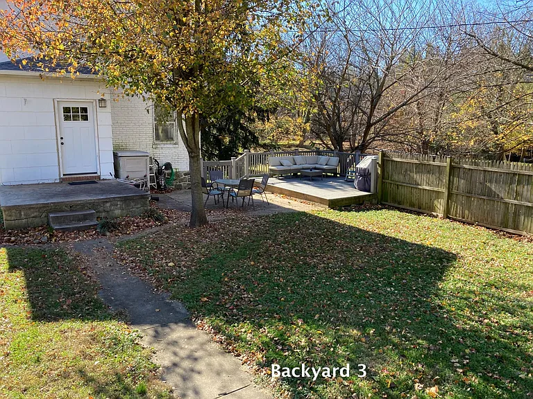 1318 Asbury Rd — Photo 4