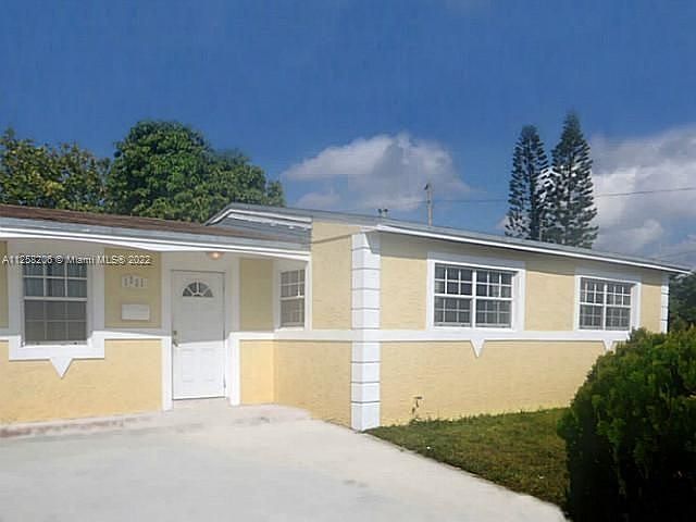 1st image of 1231 NW 190th St #0