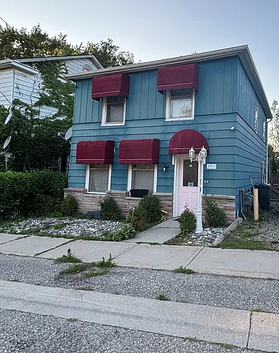 279 Charlotte St #UPPER Photo 1