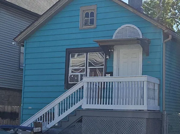 2049 S 15 PLACE, Milwaukee, WI 53204