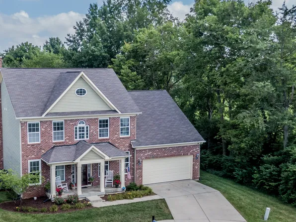 8002 Wood Blaize Dr, Brownsburg, IN 46112