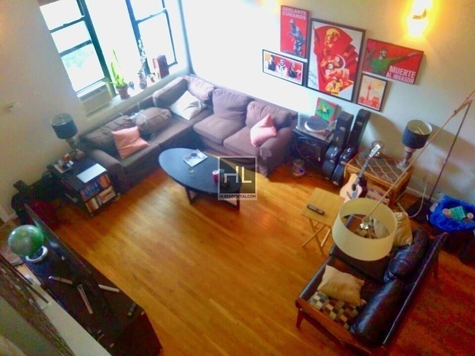 2nd image of 103 Madison St #3