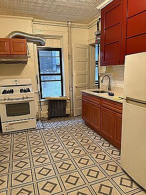 1st image of 26 Pell St APT 19
