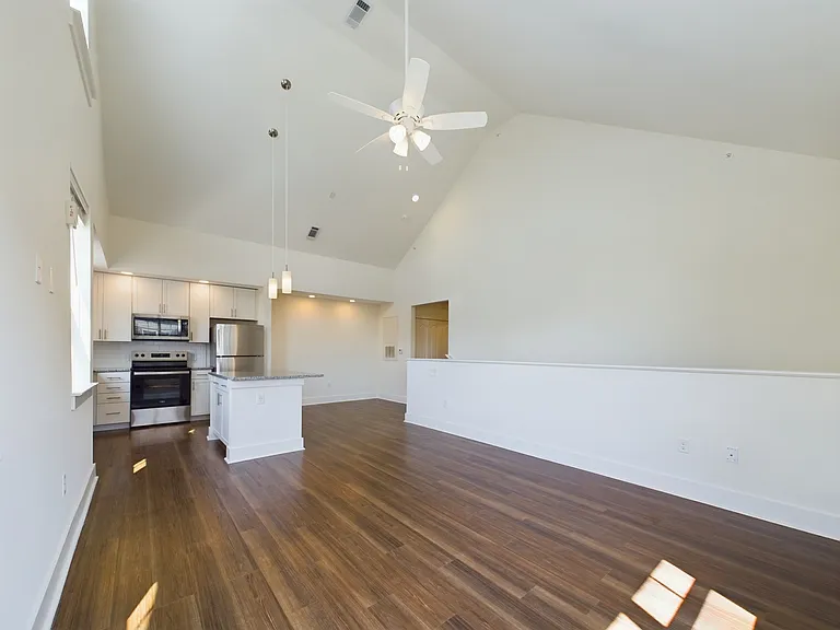 Hickory Cottages Apartment Homes — Photo 61