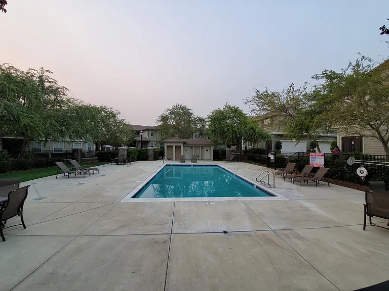 612 Joree Ln — Photo 13