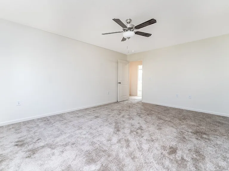 3662 Foxton Dr — Photo 24