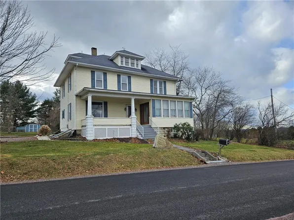 175 Blackfield Rd, Garrett, PA 15542