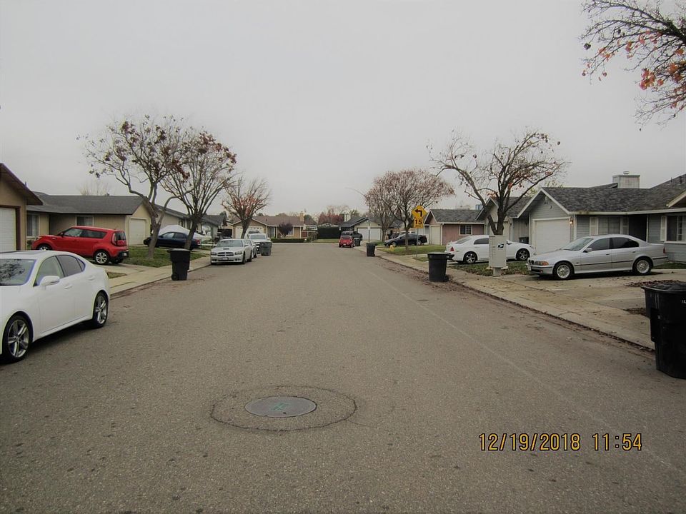 2nd image of 4209 Prairie Creek Way