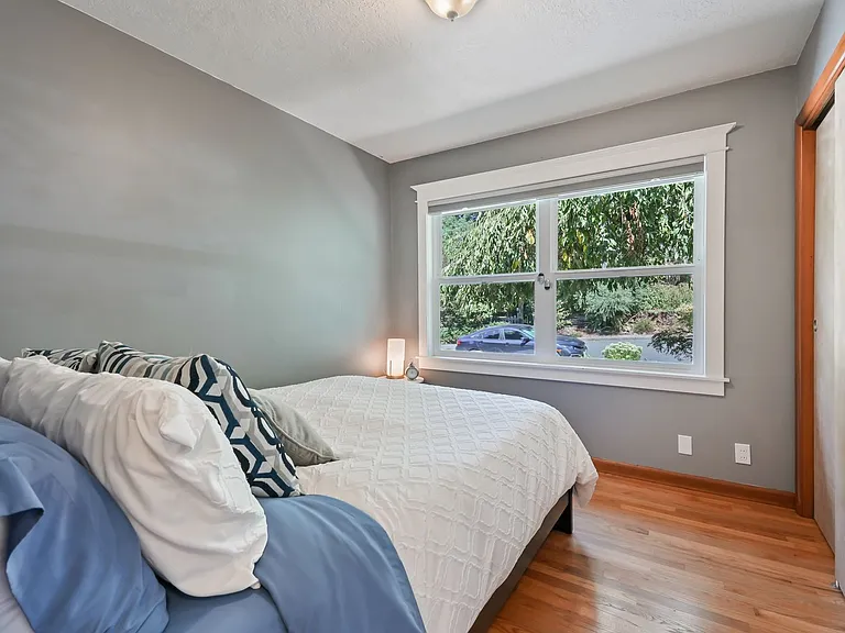 5530 SW Logan Ct — Photo 19
