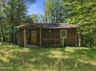 15 Tamarack Ln, Lake Ariel, PA 18436