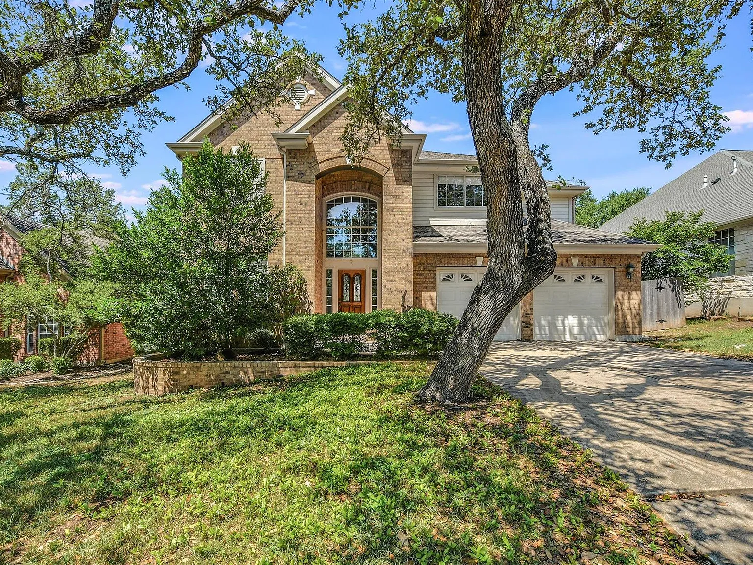 5 bed, 3.0 bath, 2938 sqft, $3,375 — Photo 1