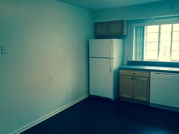 5th image of 1219 Marbee Dr APT 4
