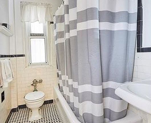 4th image of 139 W 82nd St #1B