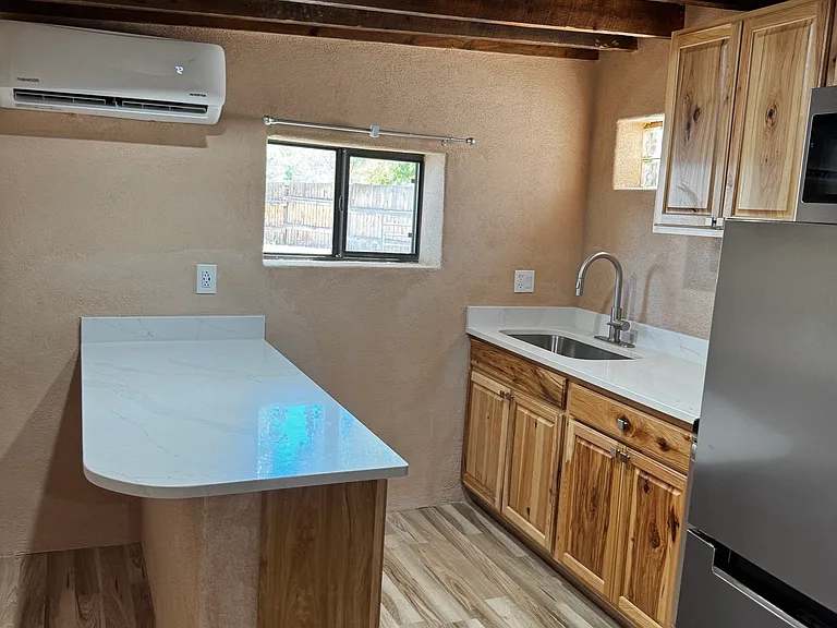 112 Calle Dominguez #B — Photo 10
