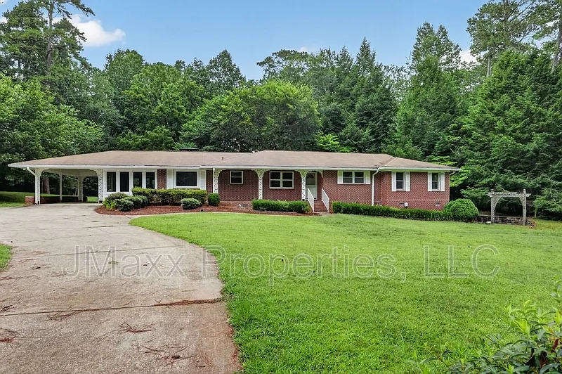 13795 Birmingham Hwy