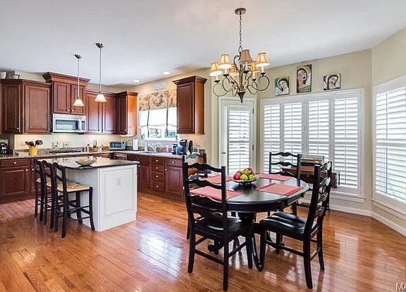 5th image of 1659 Whispering Hollow Ct