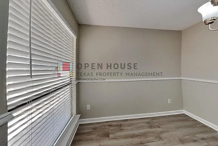3912 Missouri St — Photo 7