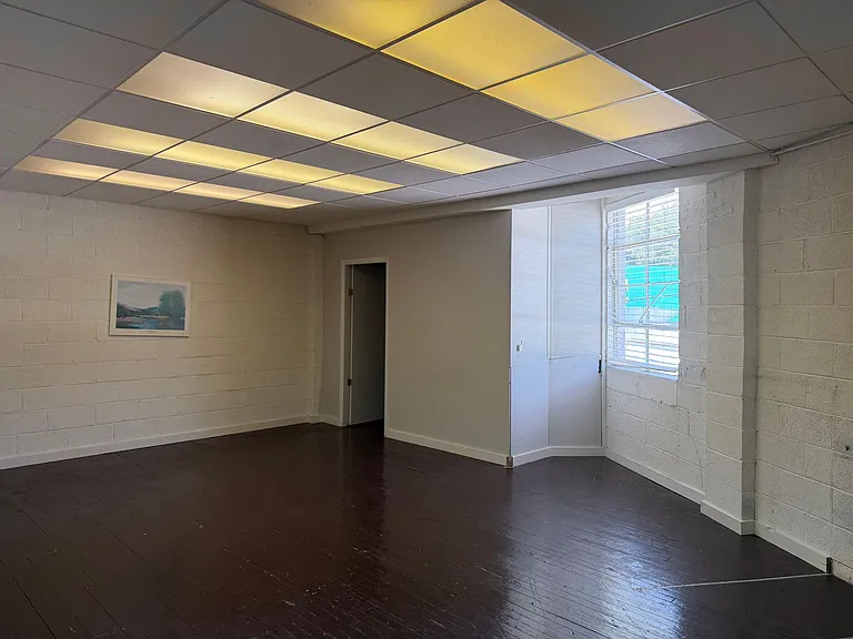 2202A Hollins Mill Rd — Photo 8