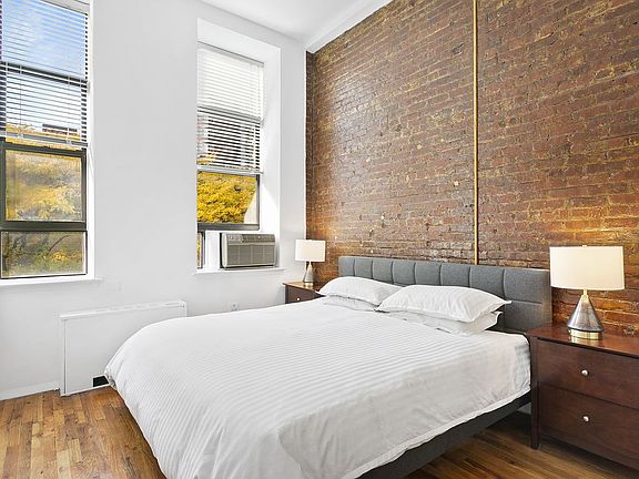 4th image of 215 W 84th St APT 228