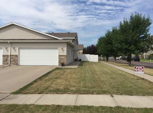 3307 Jackson St S, Fargo, ND 58104