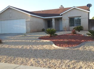 1025 Wedgewood Ave, Rosamond, CA 93560