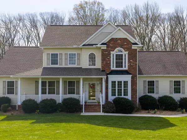 240 Poplar Rd, Fredericksburg, VA 22406