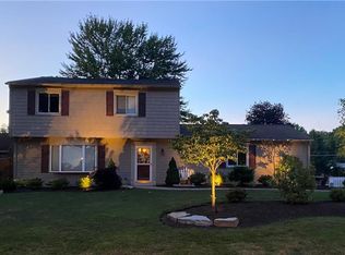 6318 Dunbar Dr, Mentor, OH 44060